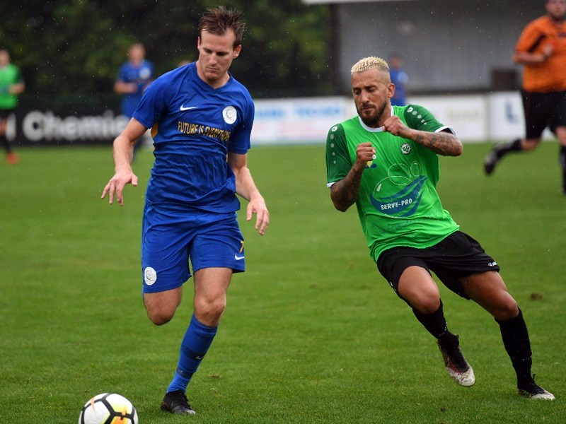 Foto: Maxim Put, hier in actie tegen Ganshoren, scoorde drie keer. (© foto archief Jeroen Goolaerts)