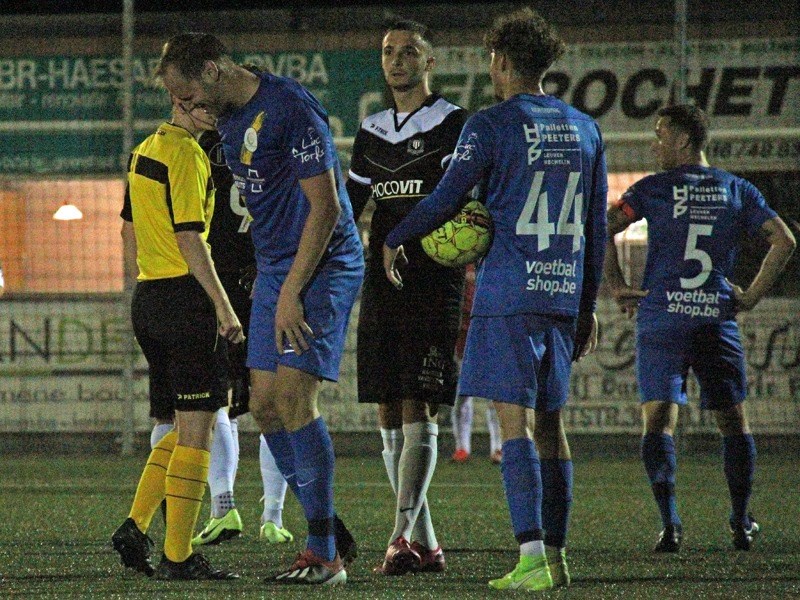 Foto: William Acke werd hard aangepakt maar scoorde ook. (© foto Jeroen Goolaerts)